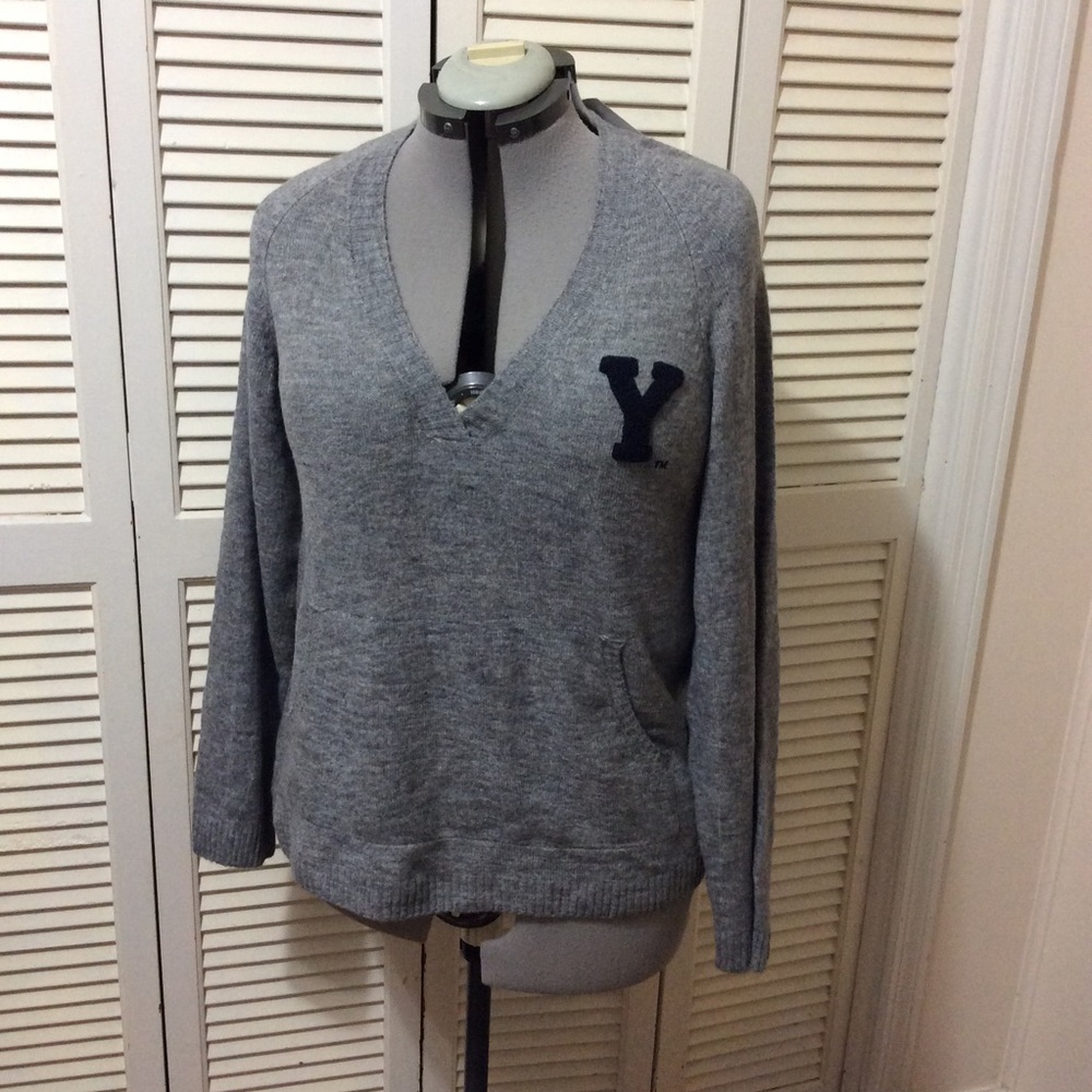 Alma Mater Wear sz XL NWT